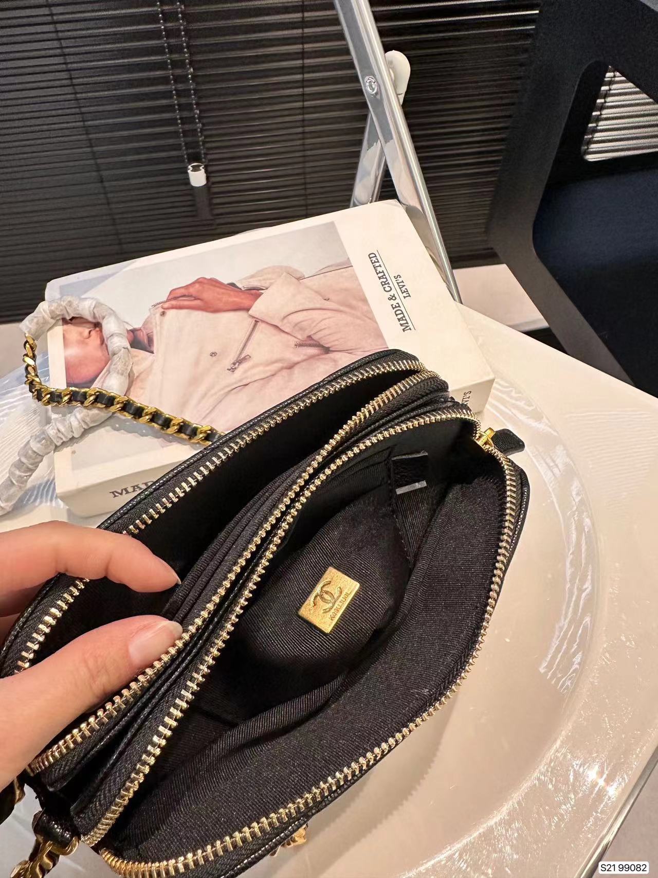 CHANE1 ゴールドコインチェーンハンドバッグ【50％割引+送料無料】