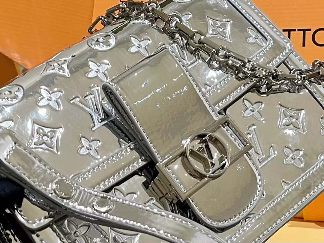 LV  dauphine 牛革ショルダークロスボディバッグ【50％割引+送料無料】