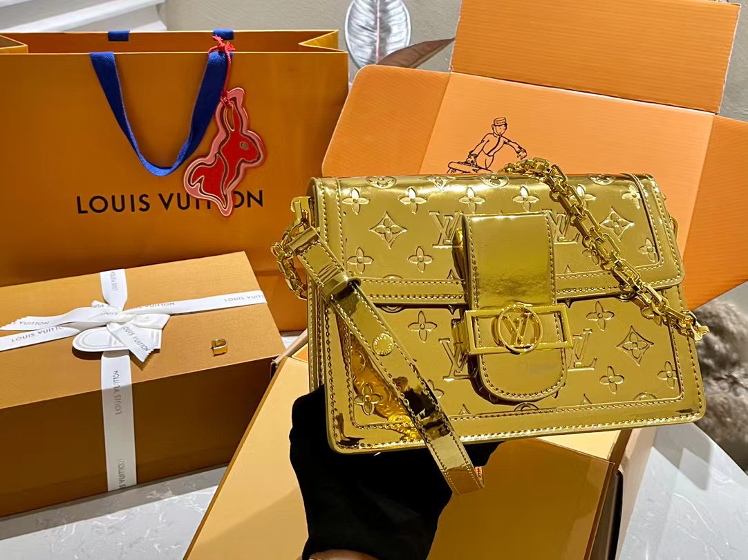 LV  dauphine 牛革ショルダークロスボディバッグ【50％割引+送料無料】