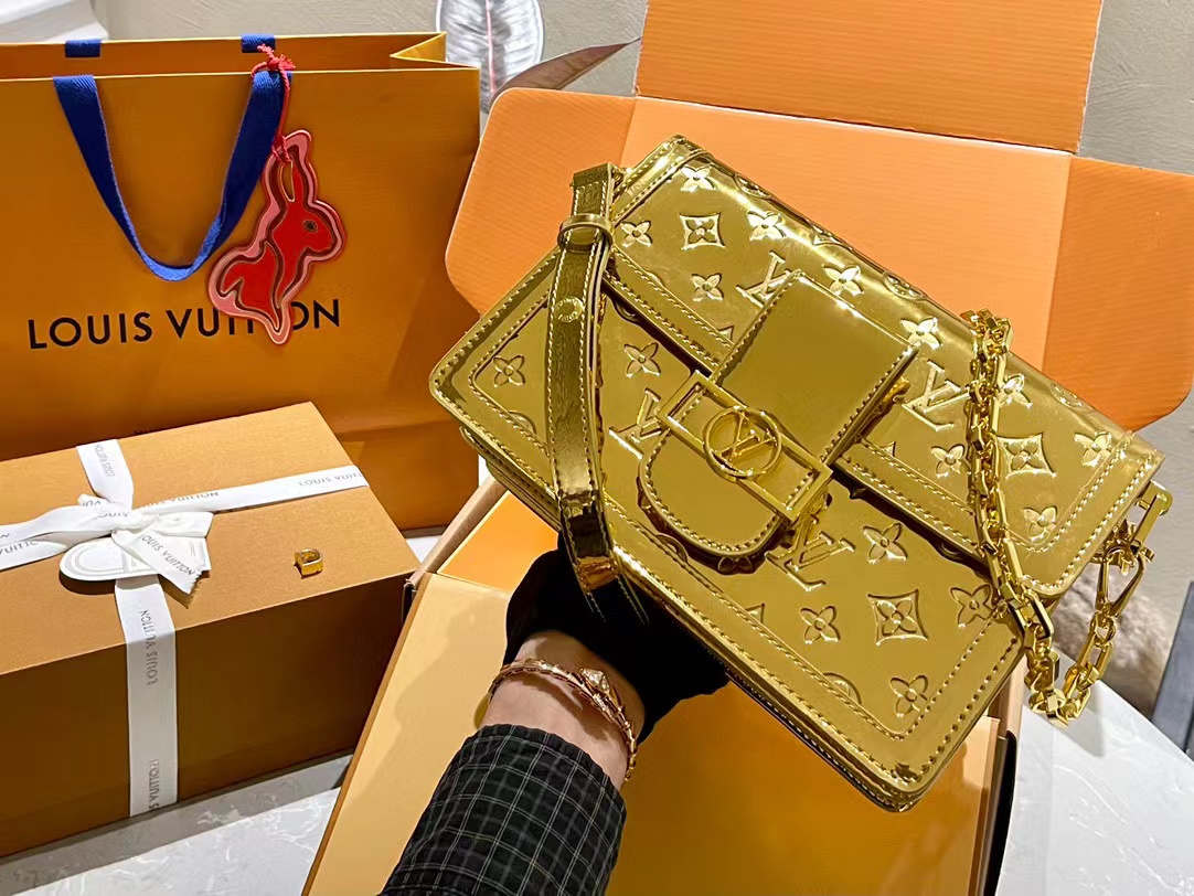 LV  dauphine 牛革ショルダークロスボディバッグ【50％割引+送料無料】