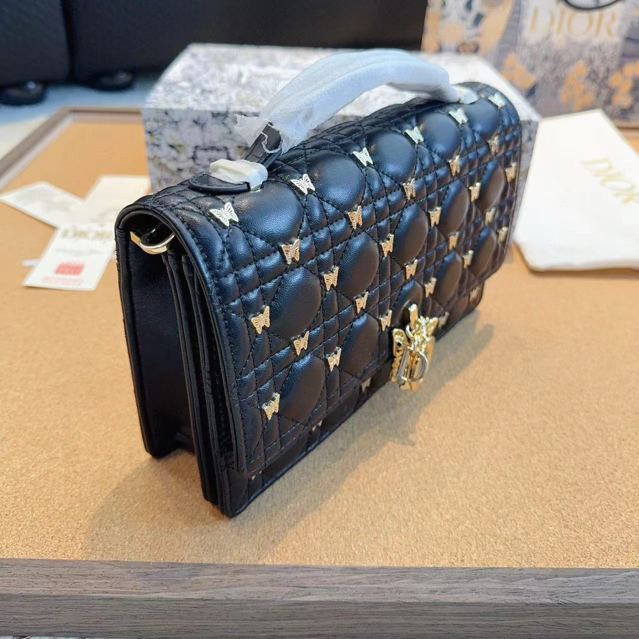 DI0R バタフライ ハンドバッグ【50％割引+送料無料】