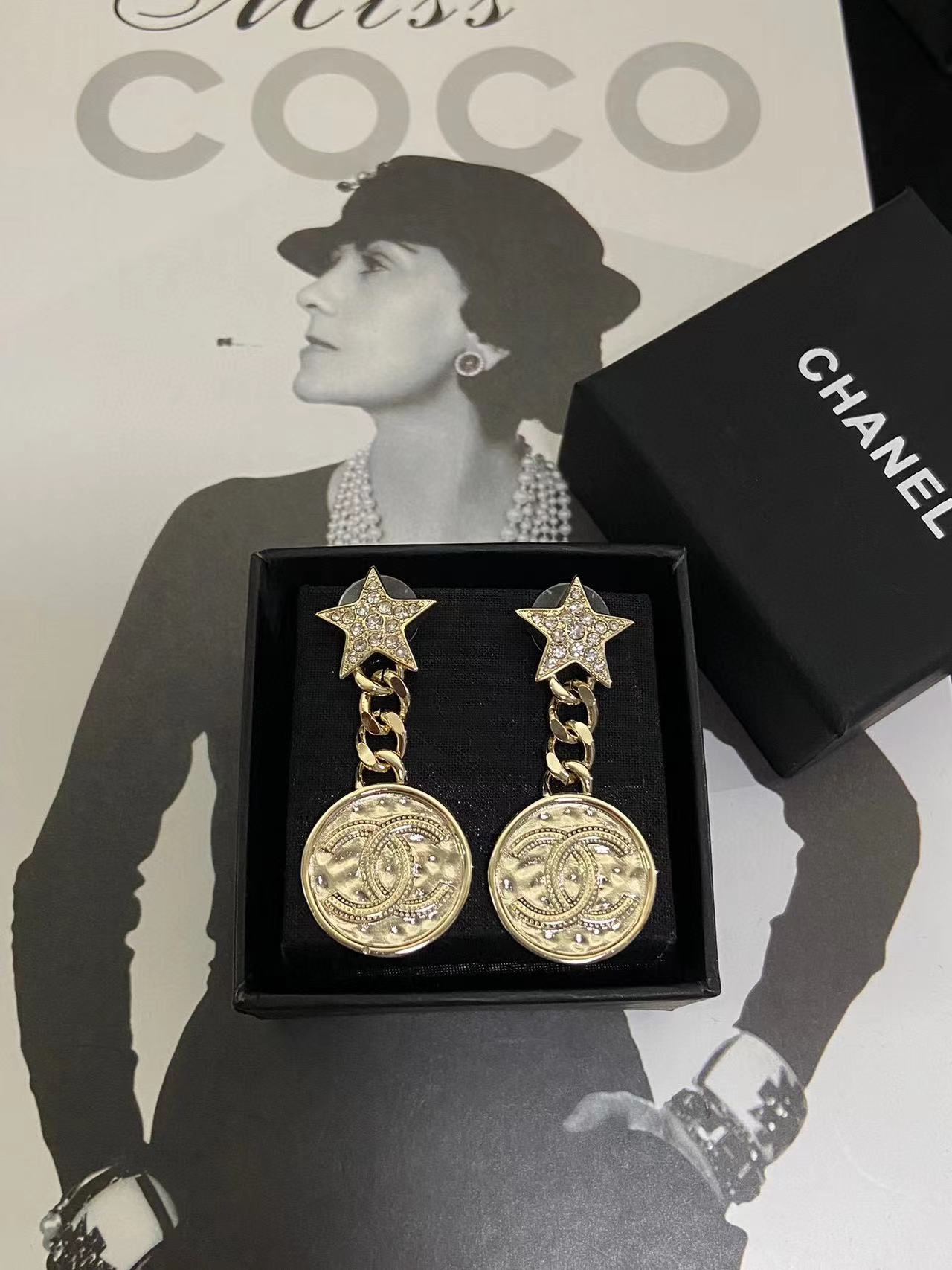 CHANE1 イヤリング+ブローチ+ブレスレット 3点セット【50％割引+送料無料】