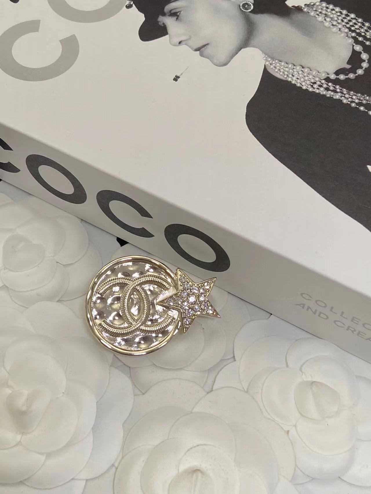 CHANE1 イヤリング+ブローチ+ブレスレット 3点セット【50％割引+送料無料】