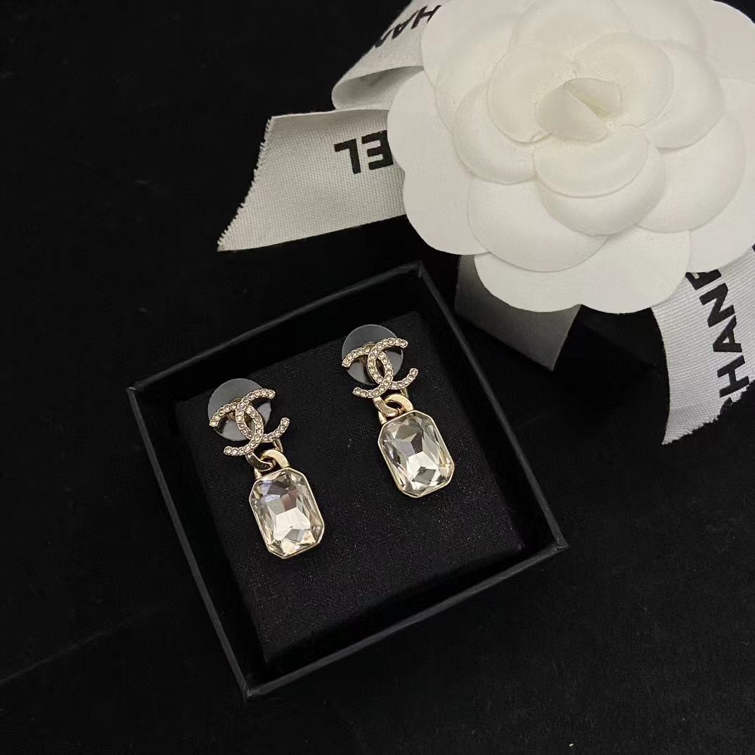 CHANE1 ダブル C ラージ ダイヤモンド スタッド ピアス【50％割引+送料無料】