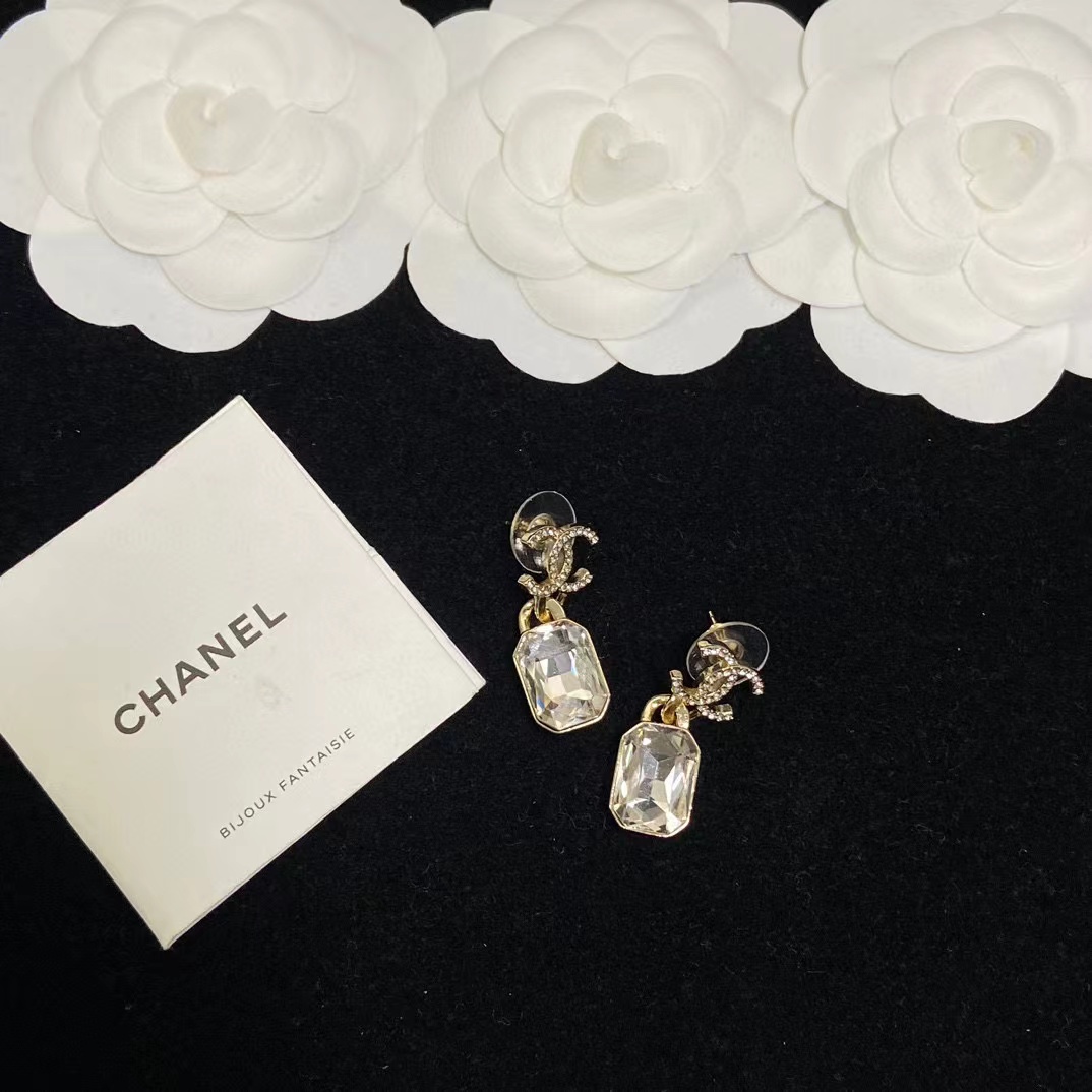 CHANE1 ダブル C ラージ ダイヤモンド スタッド ピアス【50％割引+送料無料】