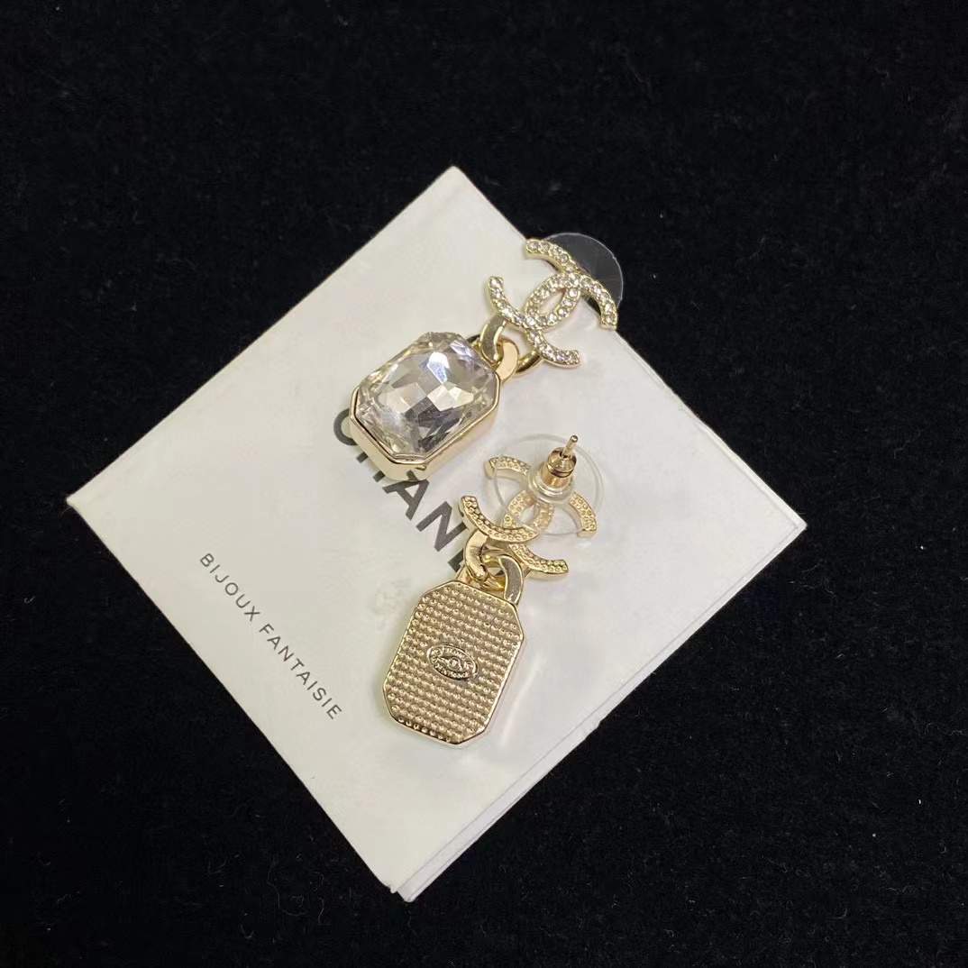 CHANE1 ダブル C ラージ ダイヤモンド スタッド ピアス【50％割引+送料無料】