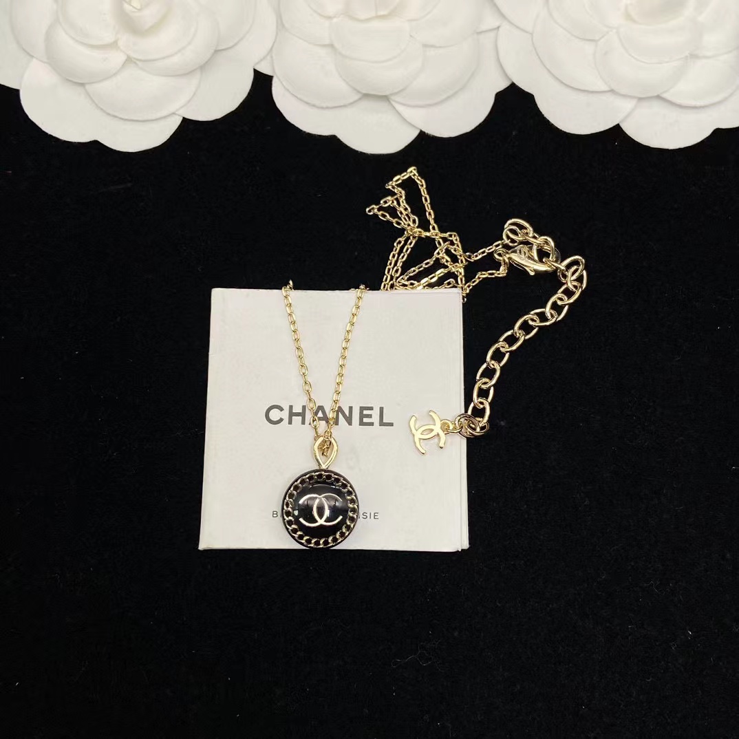CHANE1 サークル ダブル C ネックレス【50％割引+送料無料】