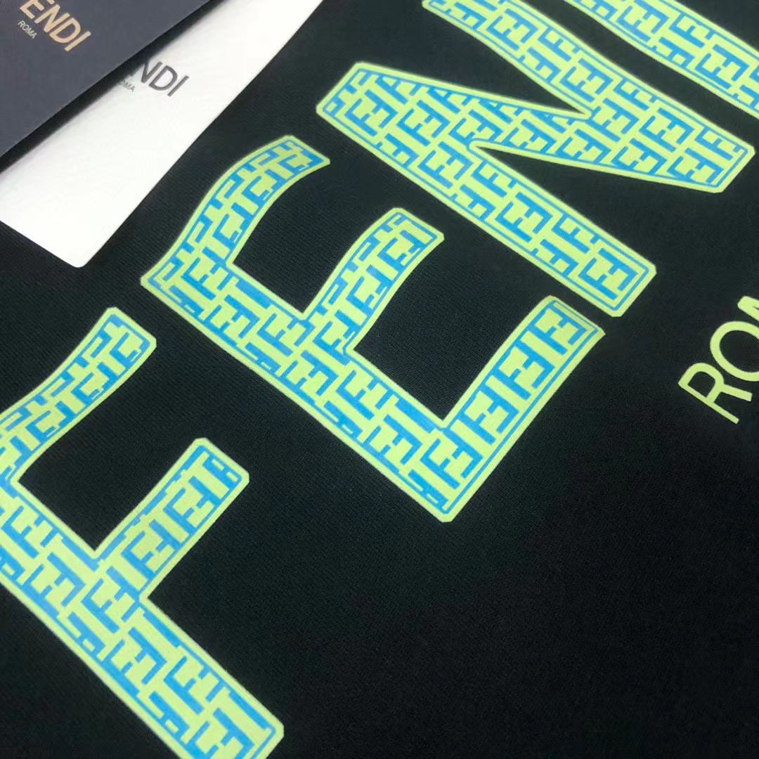 FEND1  老眼プリントロゴTシャツ【 50％割引+送料無料】