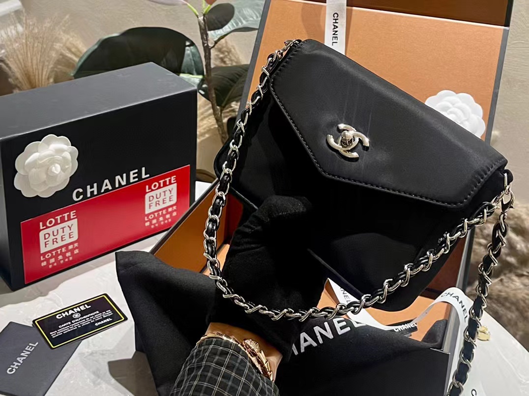 CHANE1 サテン チェーン ショルダー クロスボディバッグ【50％割引+送料無料】