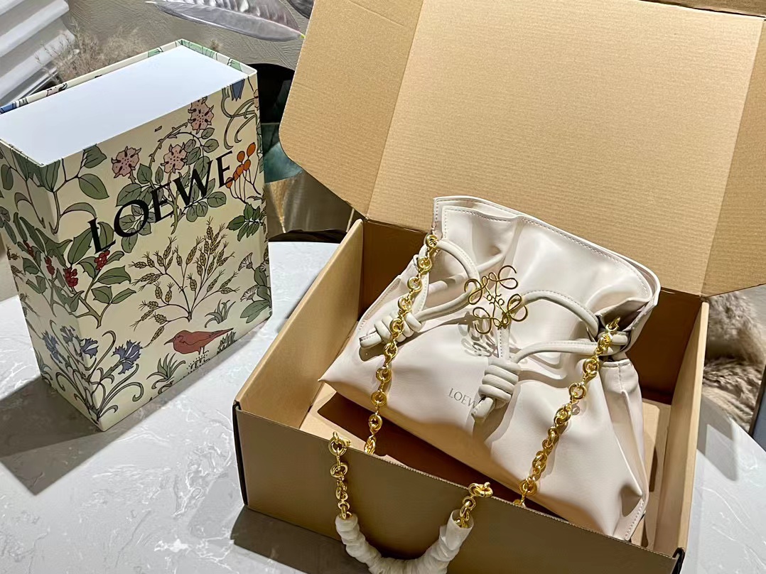 L0WEW 牛革 福袋 ショルダーバッグ【50％割引+送料無料】