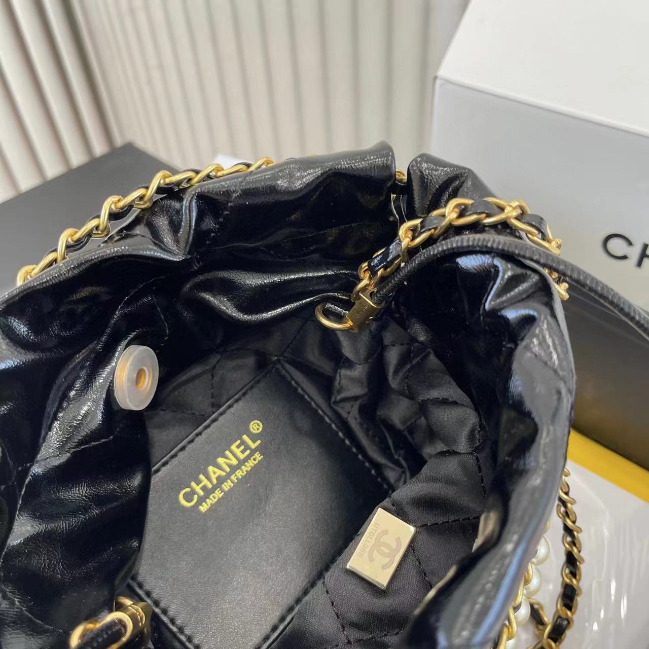 CHANE1   ゴールドコインチェーンバッグ【50％割引+送料無料】