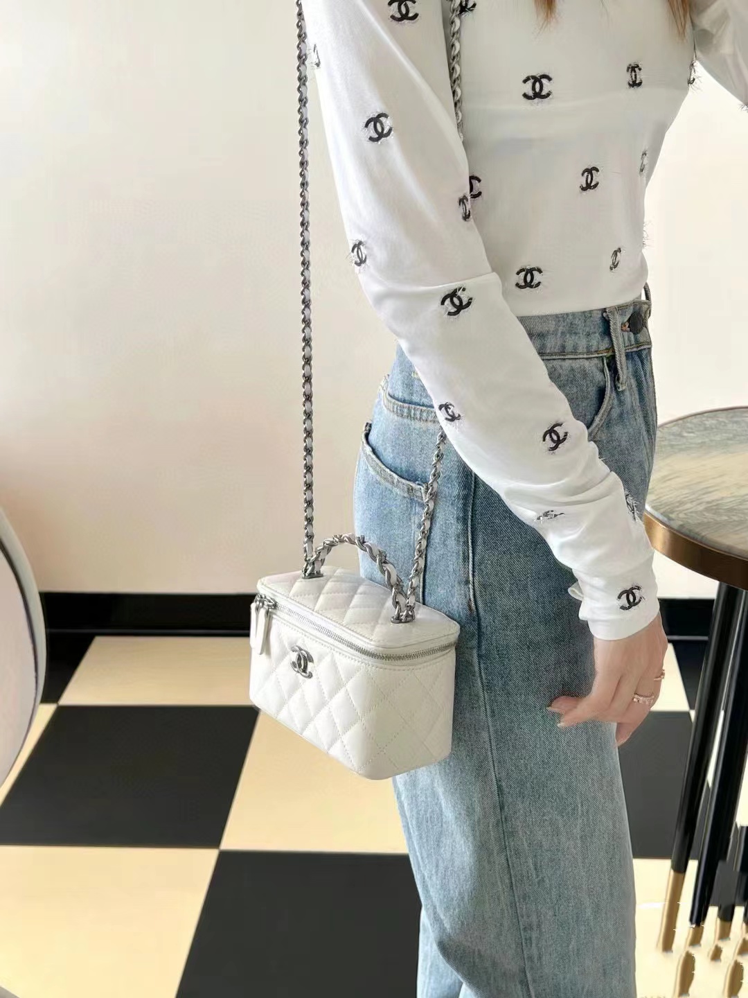 CHANE1  チェーンハンドバッグ【50％割引+送料無料】