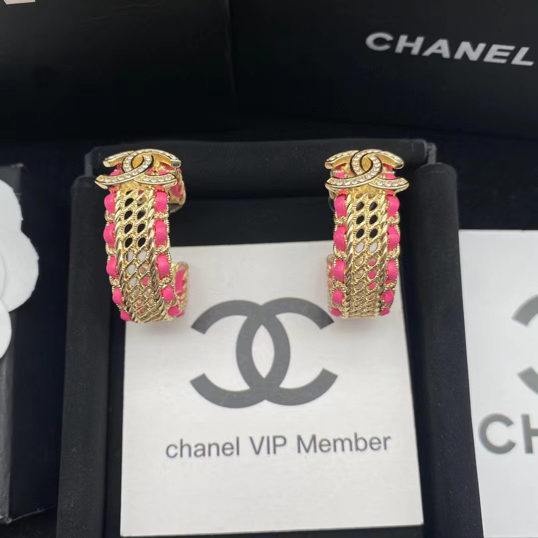 CHANE1 ダブルC ピンクダイヤモンド イヤリング【50％割引+送料無料】
