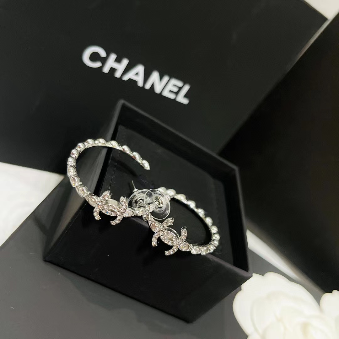 CHANE1 ダブルC ダイヤモンド イヤリング【50％割引+送料無料】