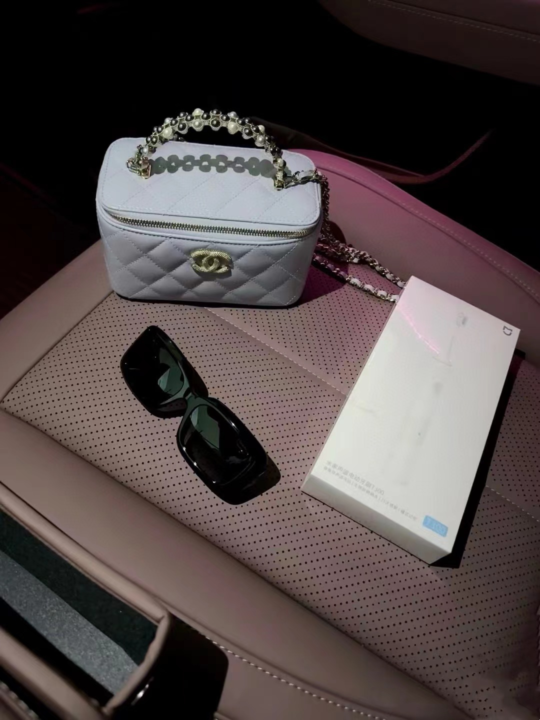 CHANE1 パールボックスハンドバッグ【50％割引+送料無料】