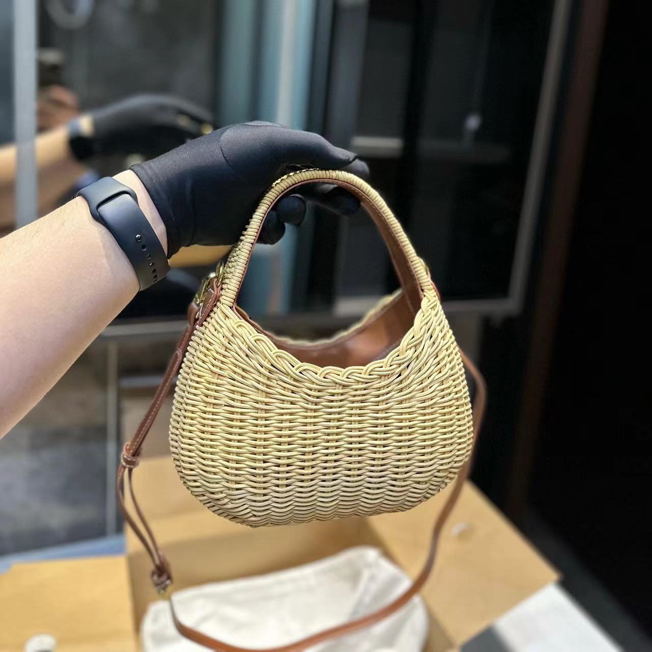 M1UM1U  織りハンドバッグ【50％割引+送料無料】