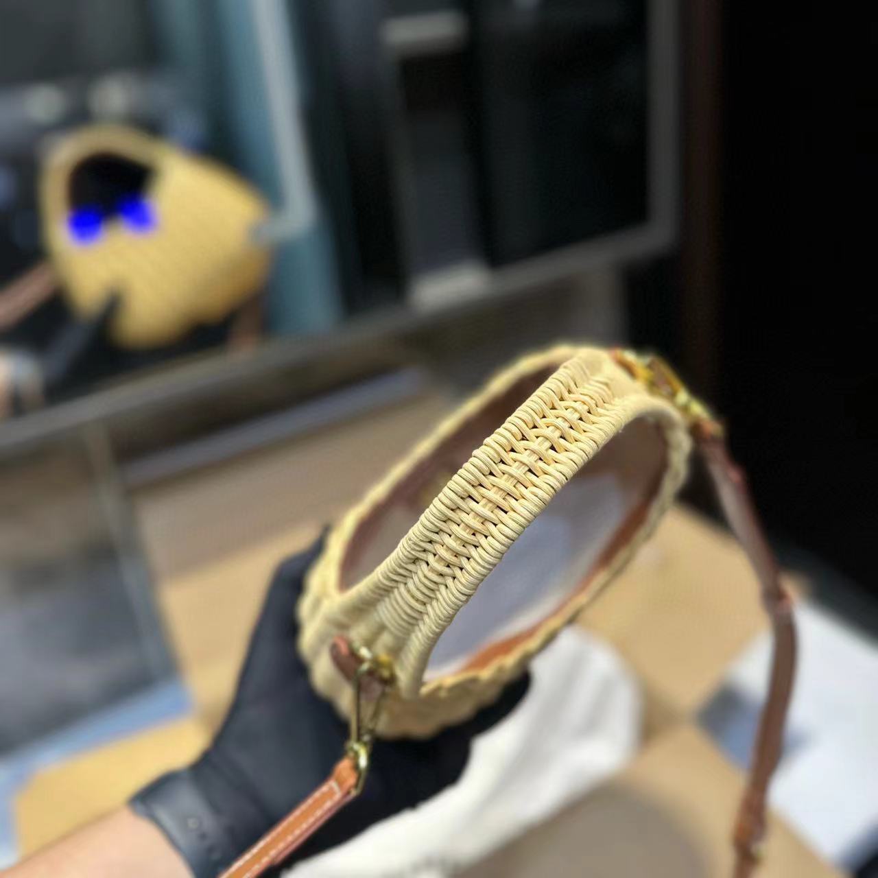 M1UM1U  織りハンドバッグ【50％割引+送料無料】