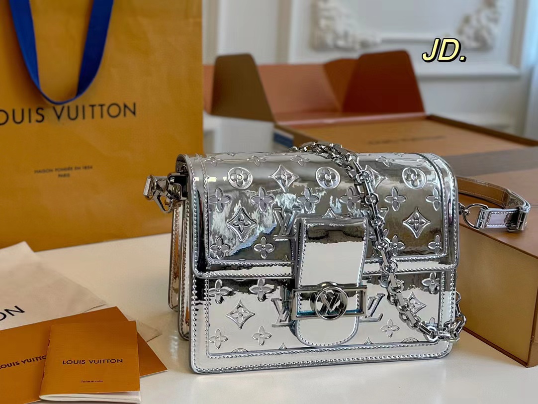 LV クラシックシリーズDauphine メタルチェーンバッグ【50％割引+送料無料】