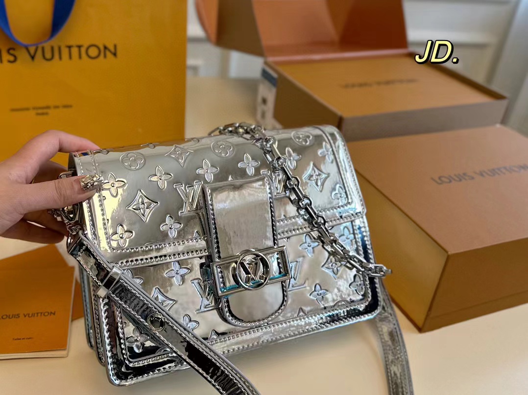 LV クラシックシリーズDauphine メタルチェーンバッグ【50％割引+送料無料】