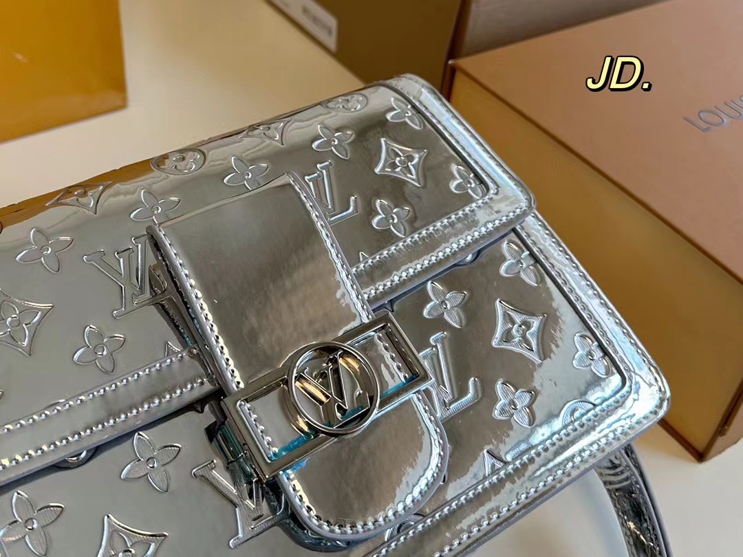 LV クラシックシリーズDauphine メタルチェーンバッグ【50％割引+送料無料】