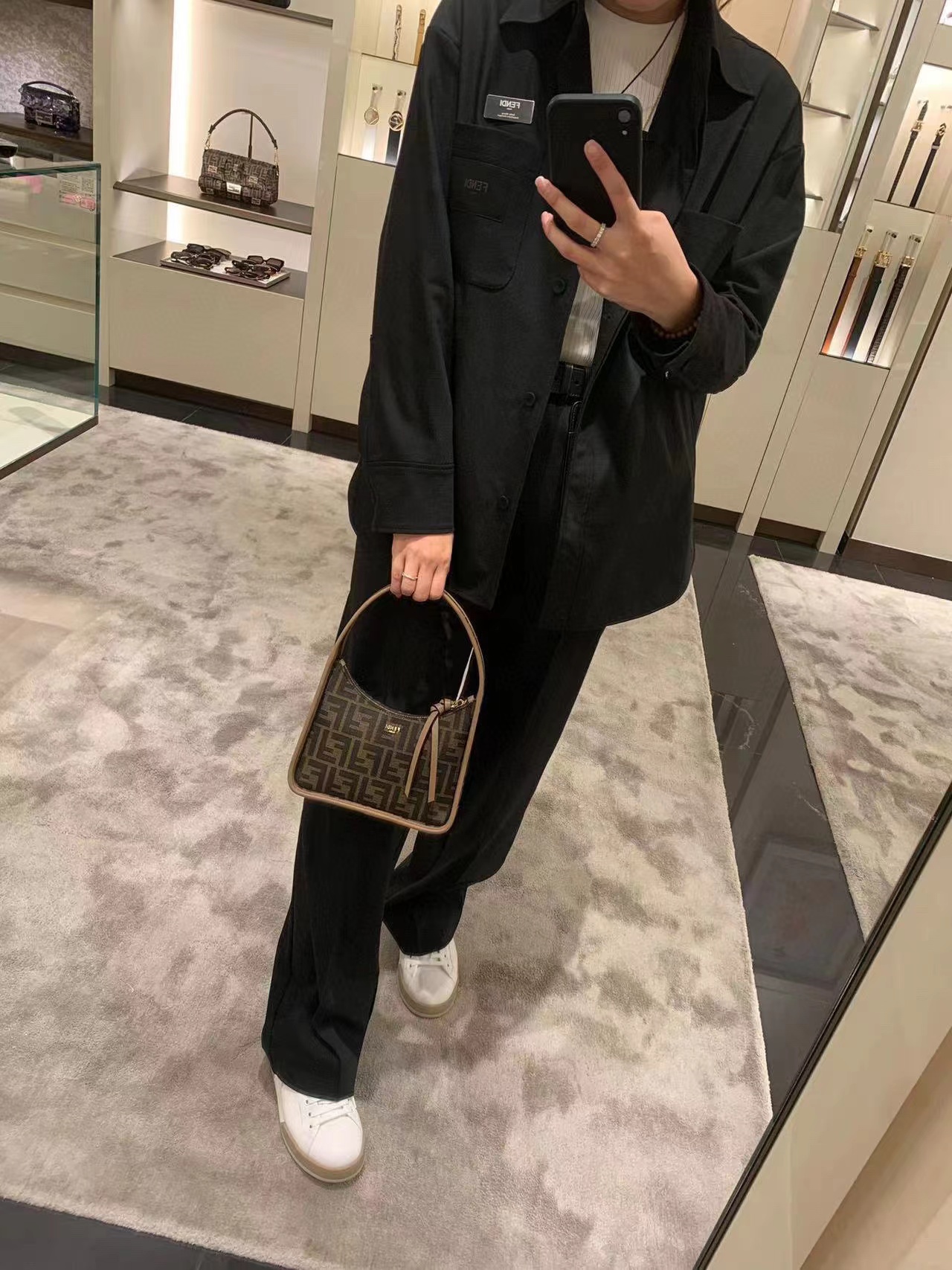 FEND1 FF 老眼ハンドバッグ【50％割引+送料無料】