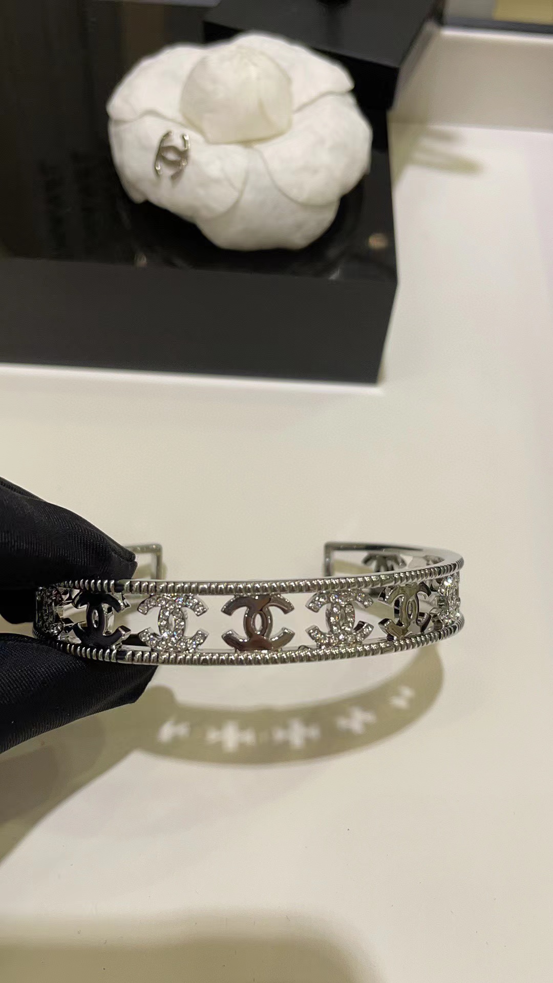 CHANE1 ダブルC ダイヤモンド ブレスレット【50％割引+送料無料】