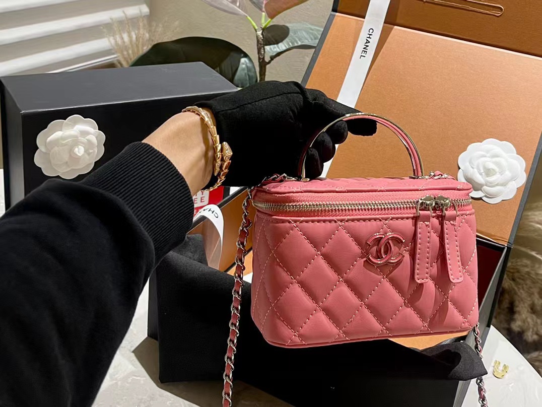 CHANE1 エナメルハンドルショルダークロスボディバッグ【50％割引+送料無料】