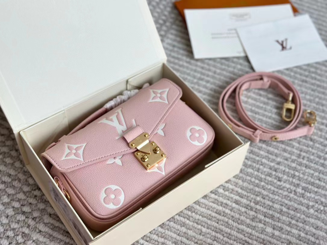 LV  チェーンショルダー クロスボディバッグ【50％割引+送料無料】