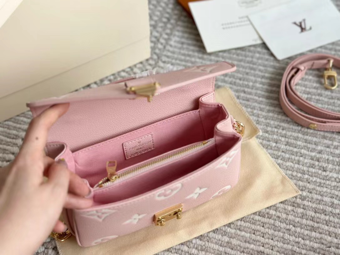 LV  チェーンショルダー クロスボディバッグ【50％割引+送料無料】