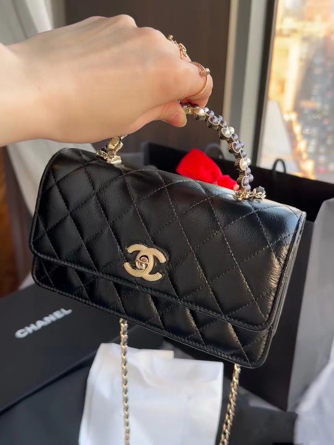 CHANE1 パールハンドルハンドチェーンバッグ【50％割引+送料無料】