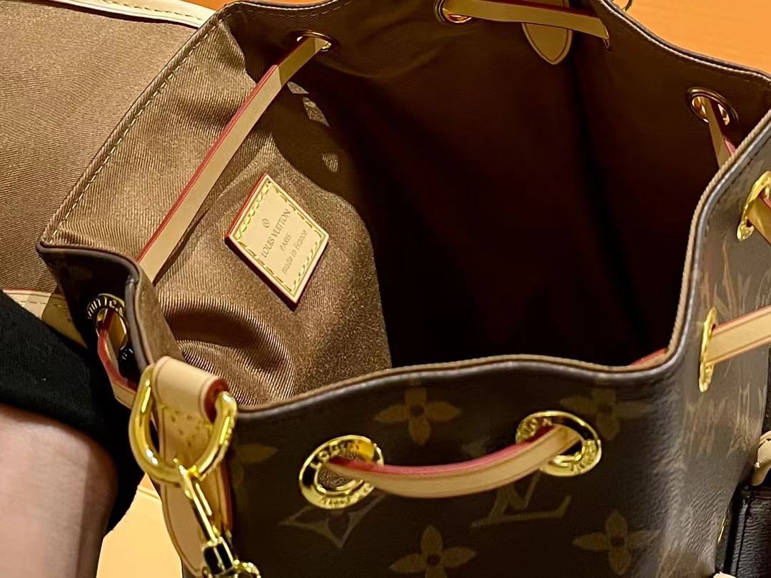 LV 老眼用バックパック【50％割引+送料無料】