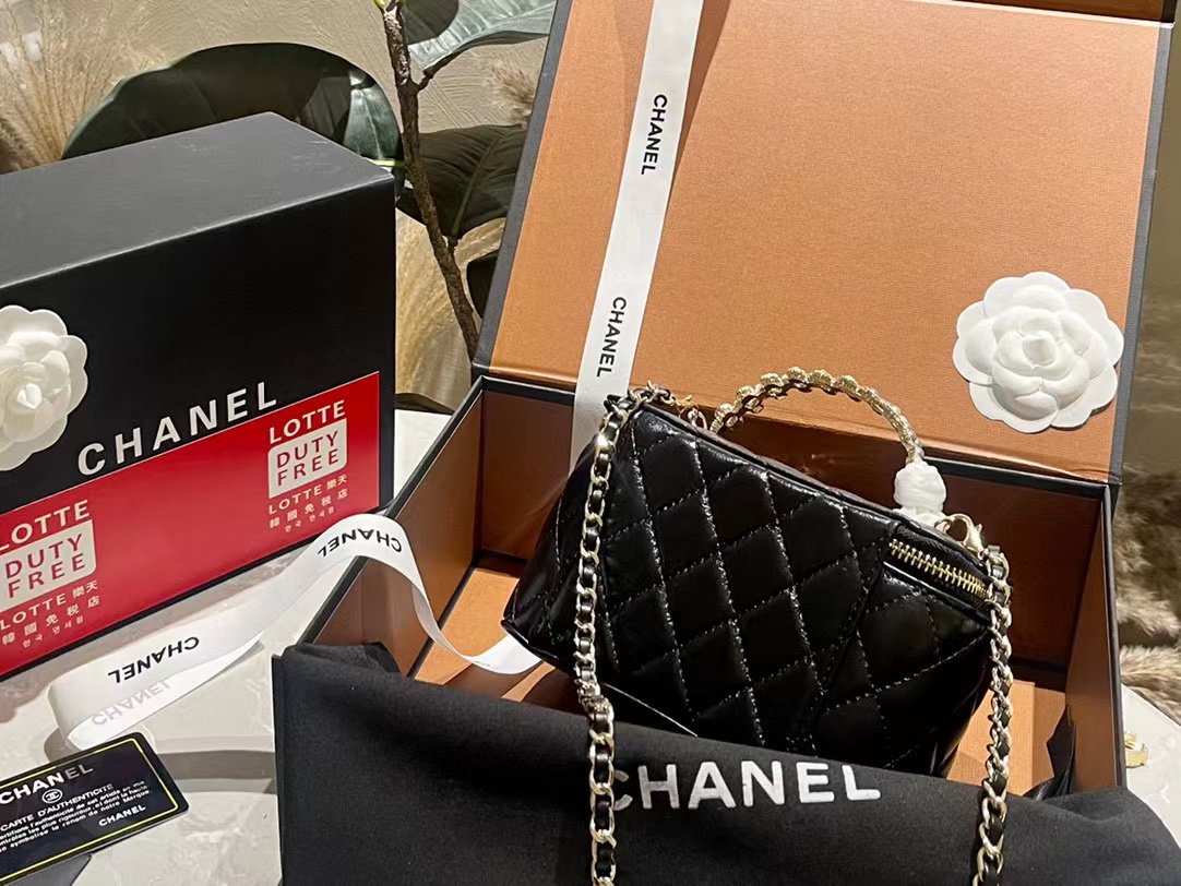 CHANE1 カメリアハンドチェーンバッグ【50％割引+送料無料】