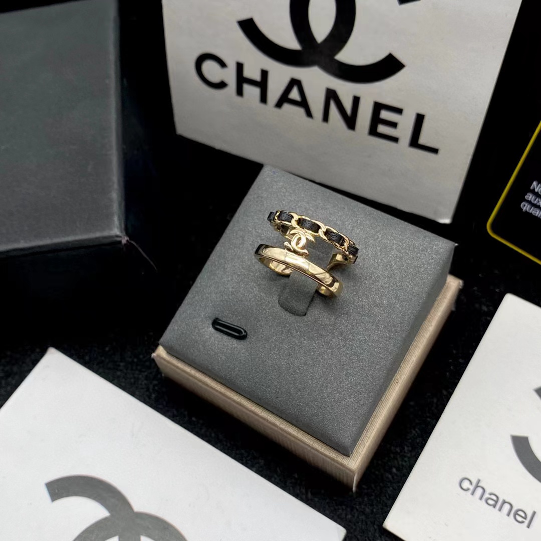 CHANE1 ダブルCロゴリング【 50％割引+送料無料】