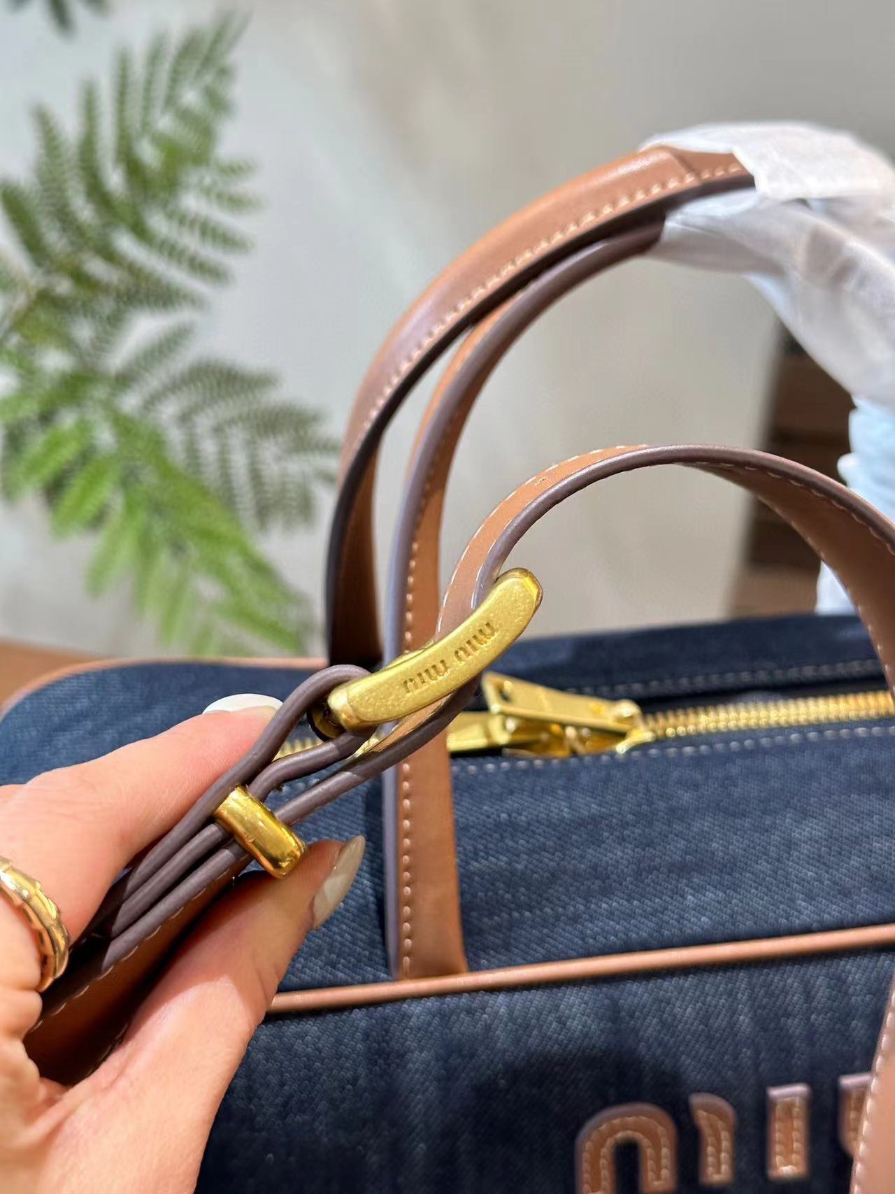 M1UM1U  デニムハンドバッグ 【50％割引+送料無料】