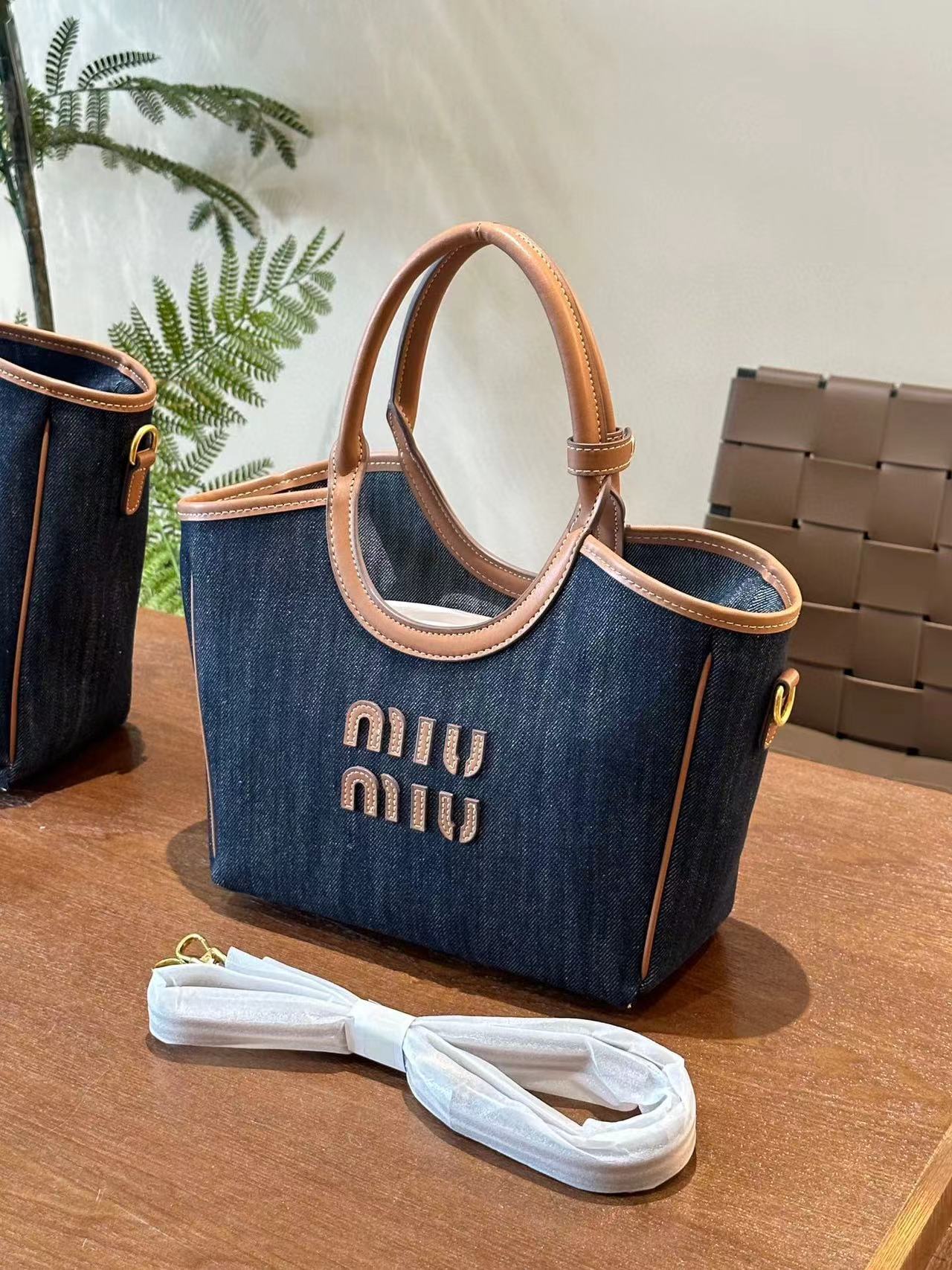 M1UM1U デニムハンドバッグ 【50％割引+送料無料】