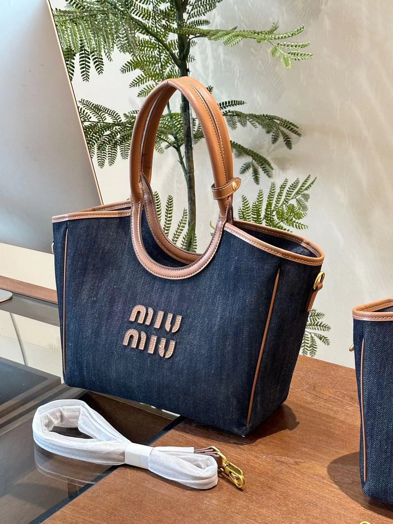 M1UM1U デニムハンドバッグ 【50％割引+送料無料】