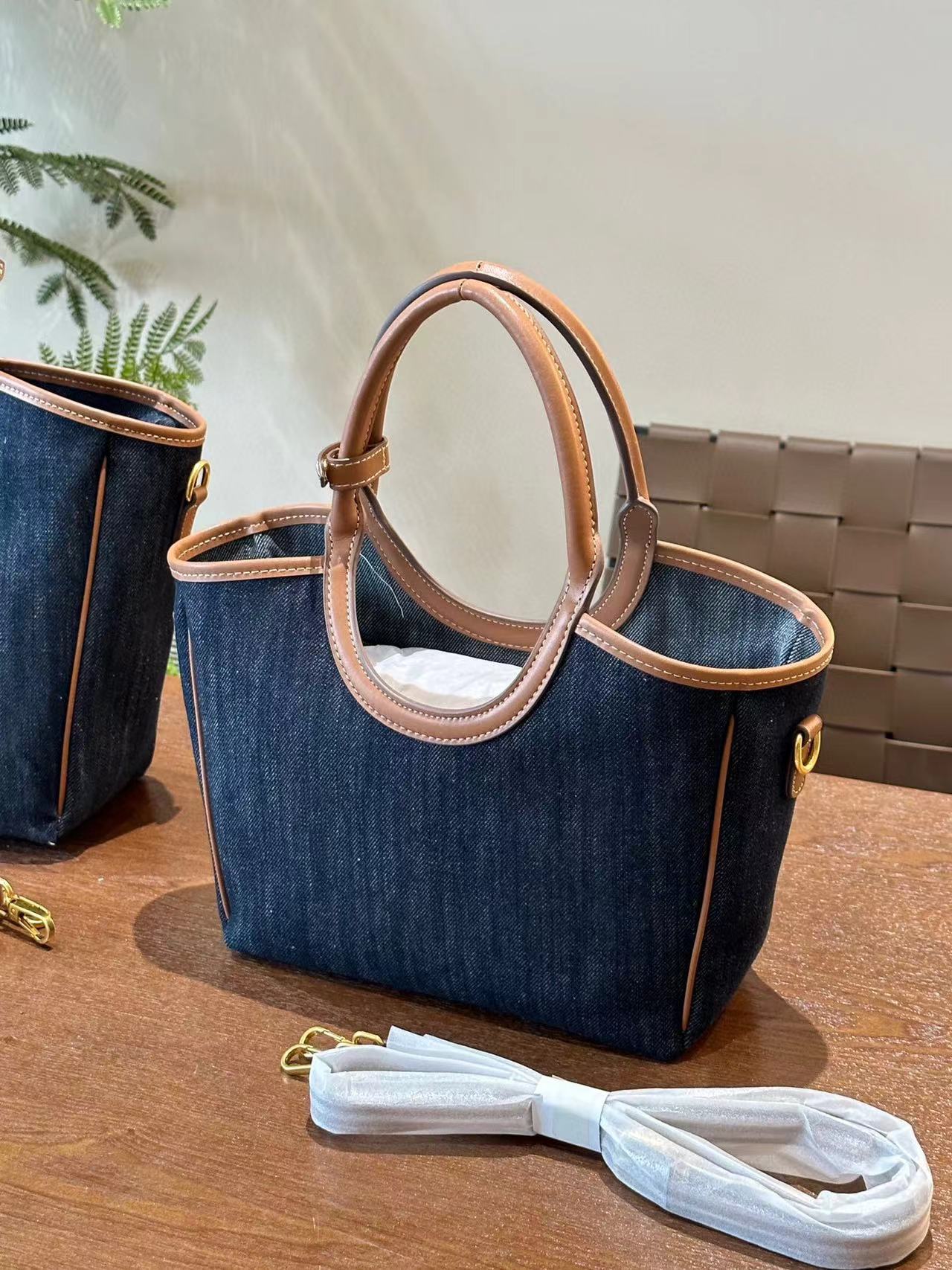 M1UM1U デニムハンドバッグ 【50％割引+送料無料】