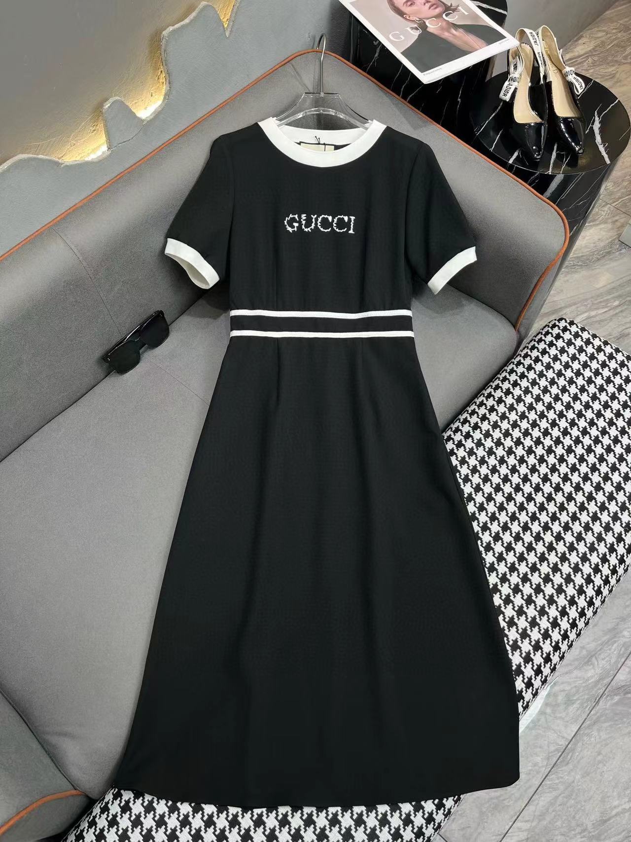 GUCC1 カラーブロック ラウンドネック 白黒ドレス【 50％割引+送料無料】