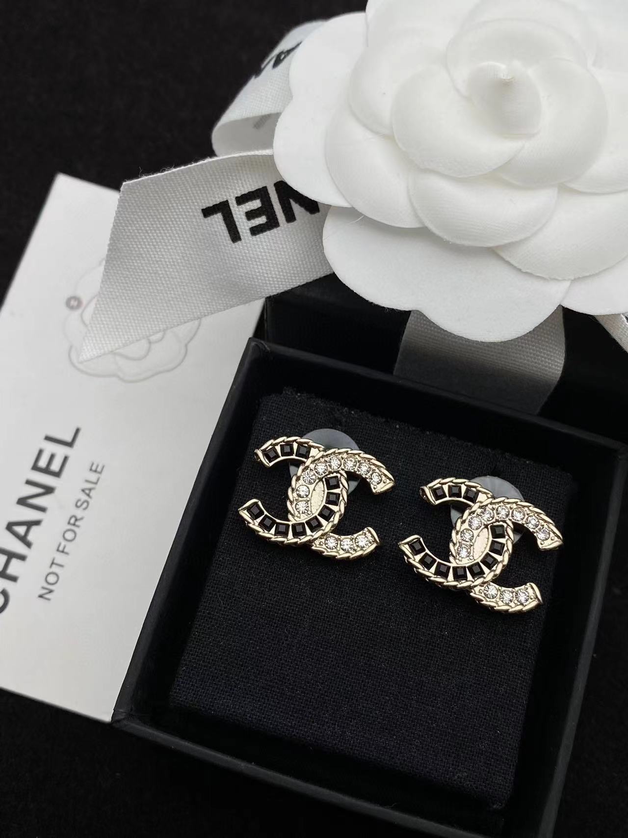 CHANE1 ダブルC スクエア ダイヤモンド ピアス【 50％割引+送料無料】