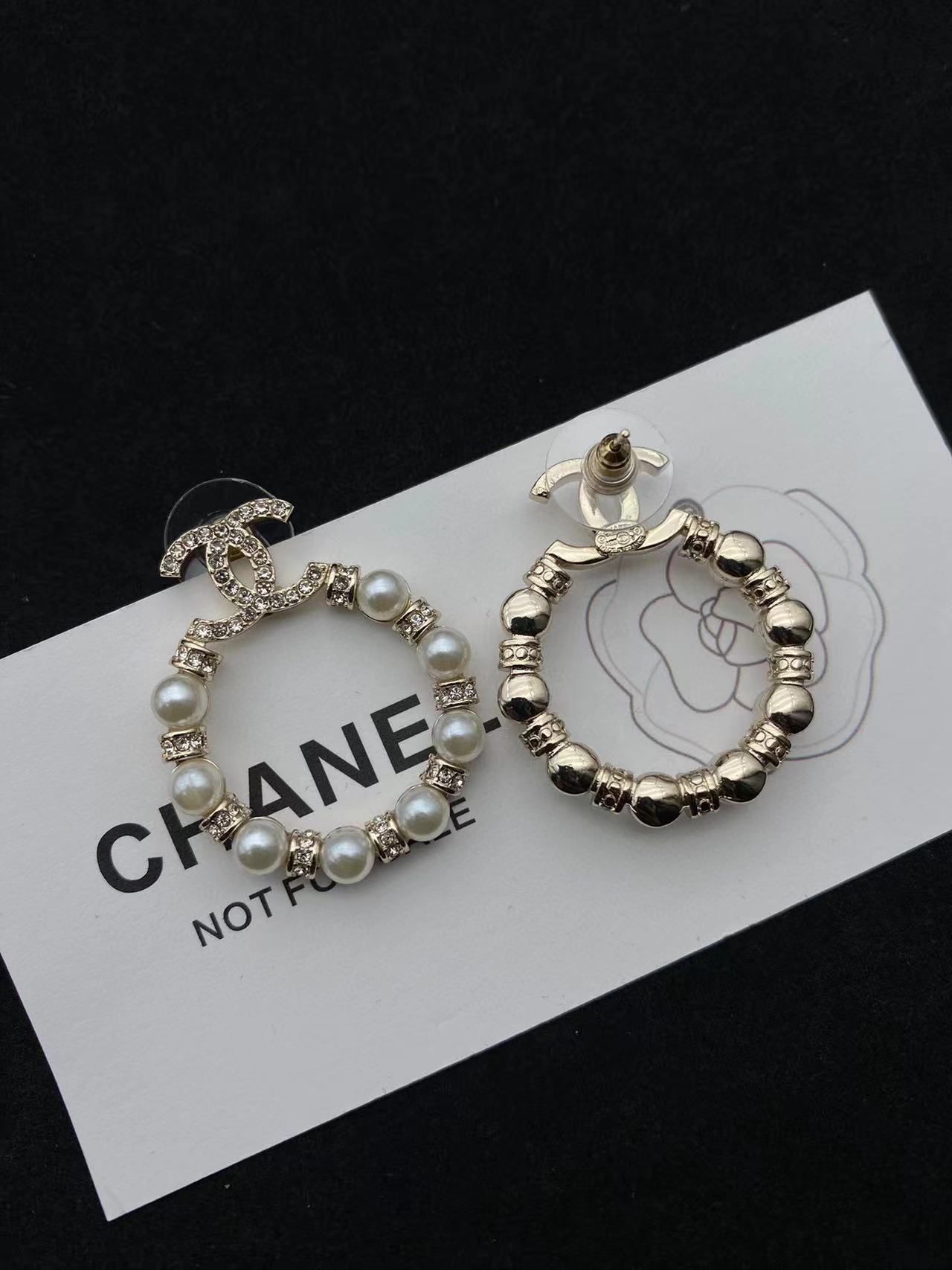 CHANE1 ダブル C サークル パール スタッド ピアス【 50％割引+送料無料】