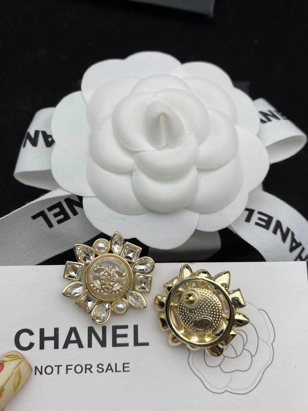 CHANE1 パールイヤリング+ブローチ 2点セット【 50％割引+送料無料】