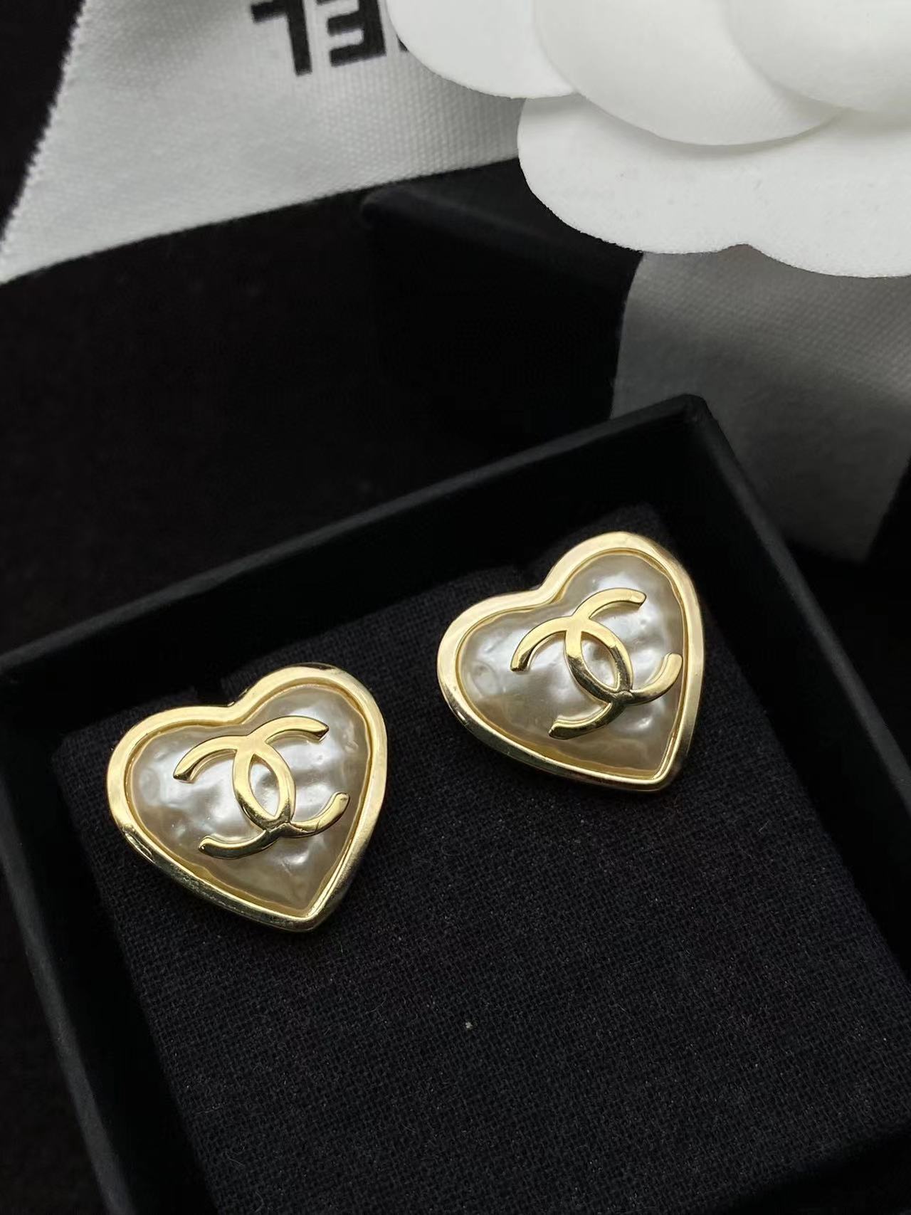 CHANE1 ハート ダブルC ピアス【 50％割引+送料無料】