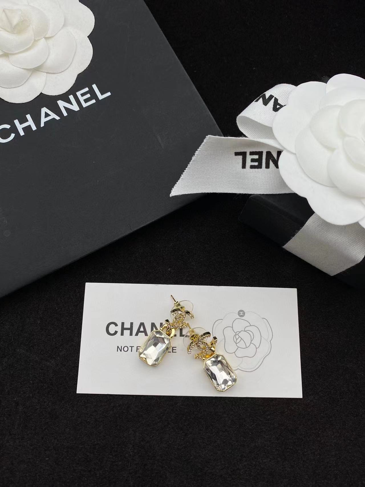 CHANE1 スクエア CC ピアス【 50％割引+送料無料】