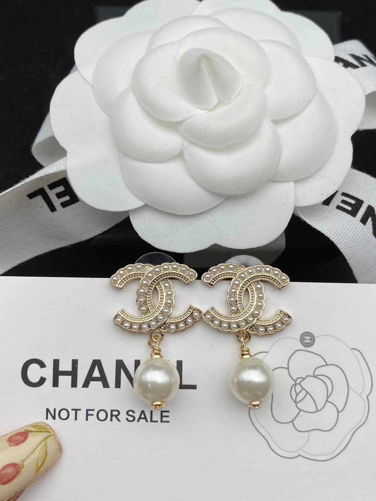 CHANE1 パール ダブル C スタッド ピアス【 50％割引+送料無料】