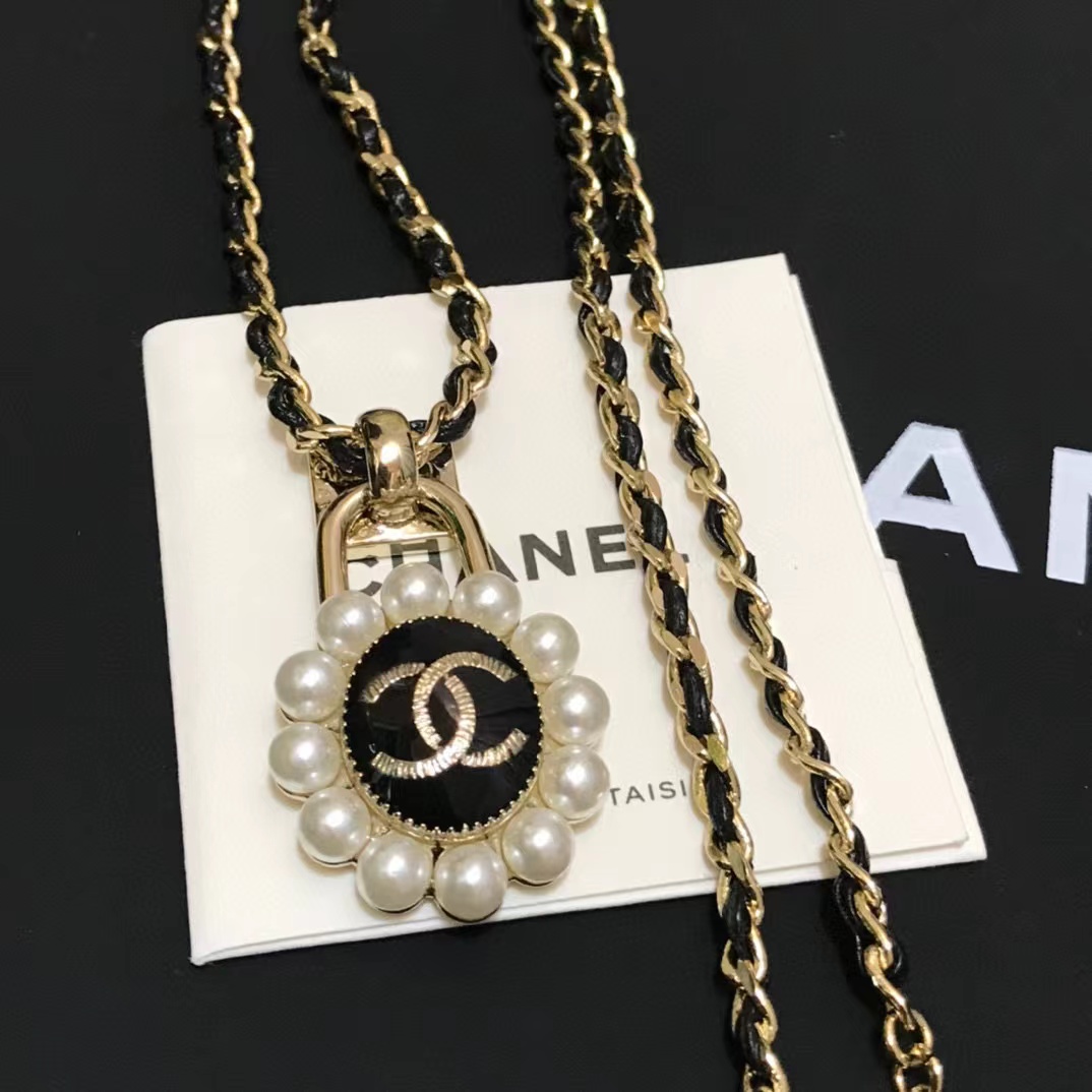 CHANE1 ダブルCパールネックレス【 50％割引+送料無料】