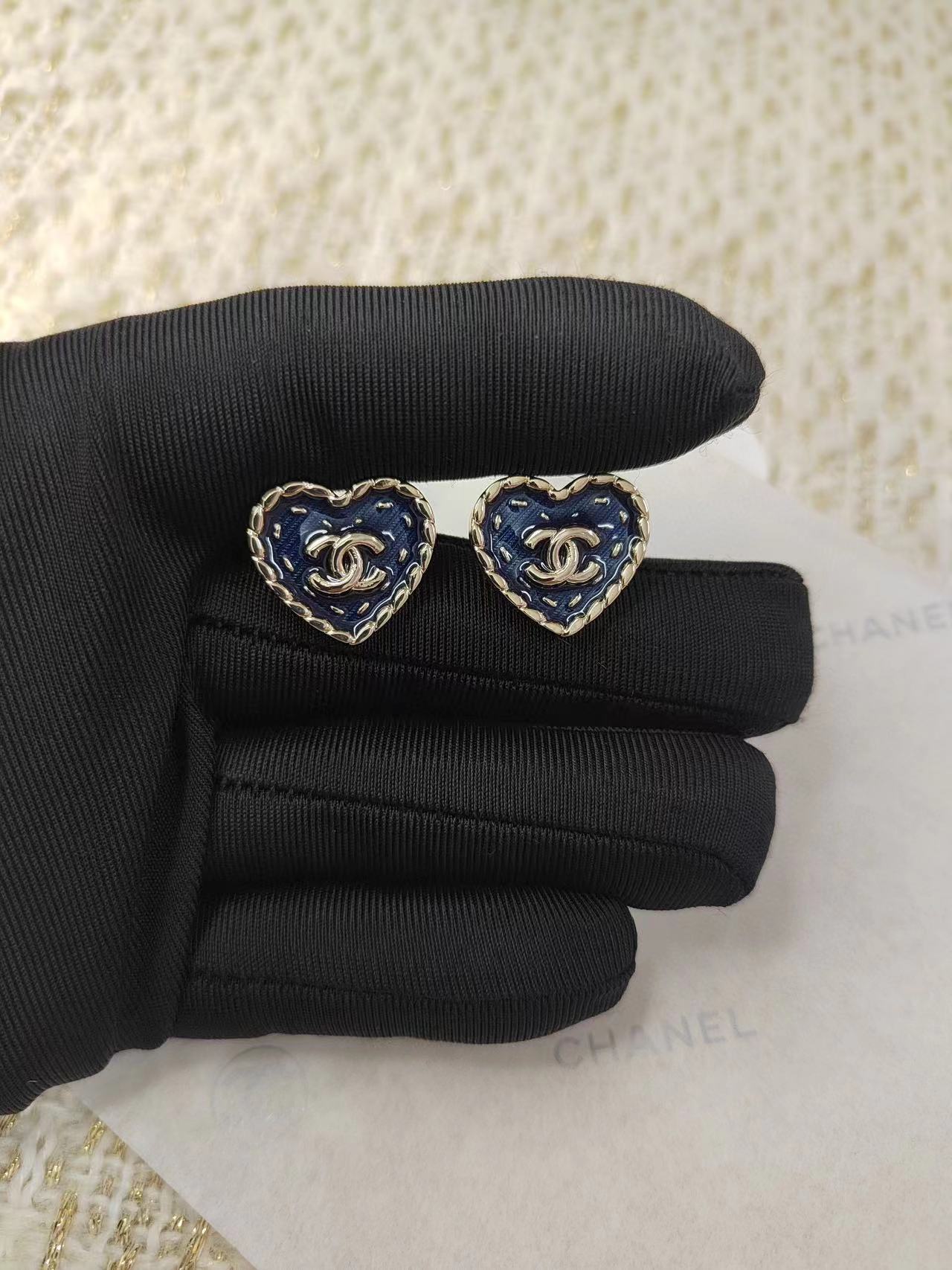 CHANE1 ブルー ダブル C ハート スタッド ピアス【 50％割引+送料無料】