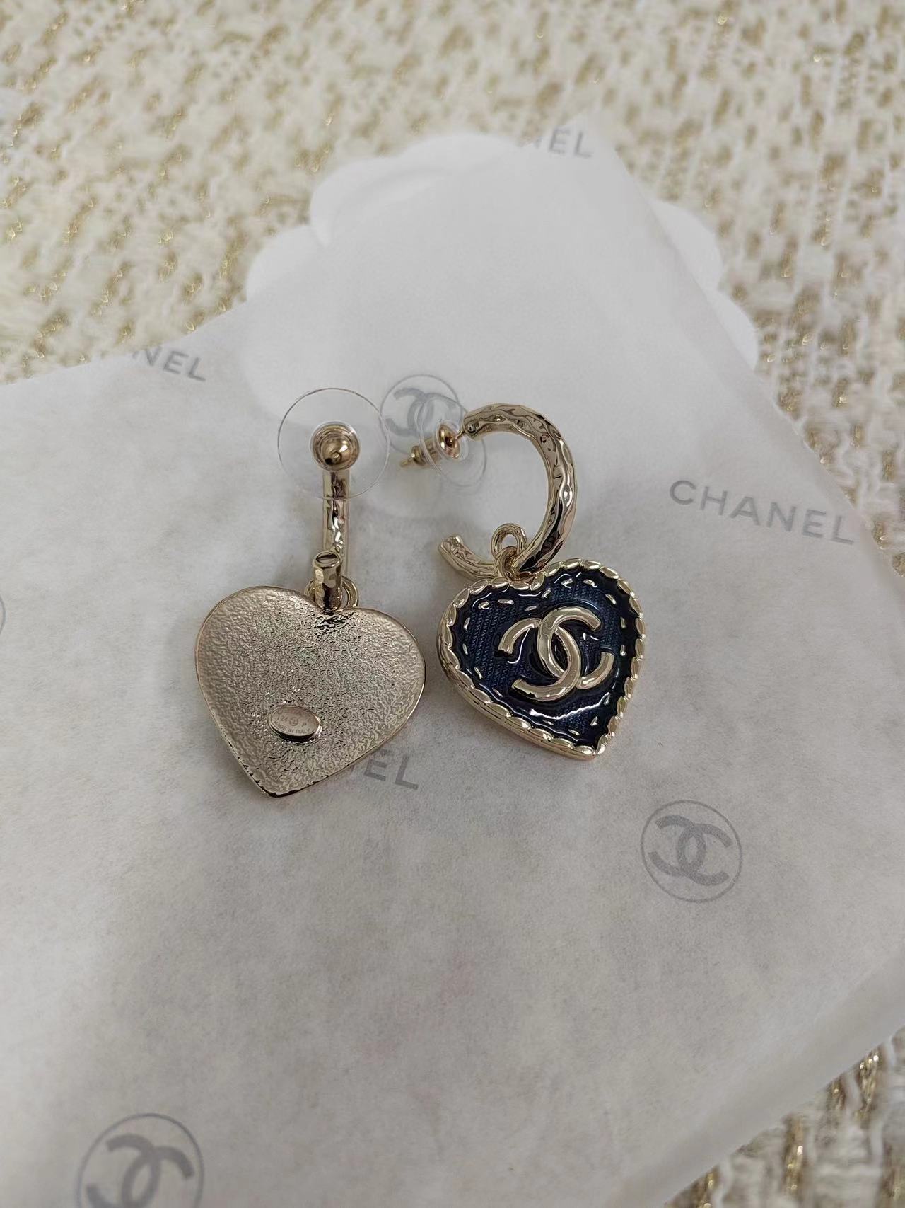 CHANE1 ブルーエナメルピーチハートピアス【 50％割引+送料無料】