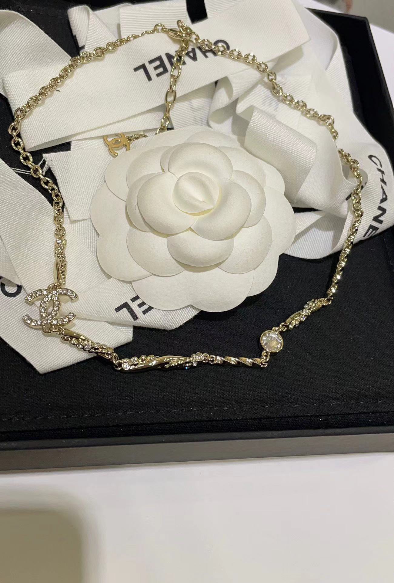 CHANE1 ラインストーン ダブルC ネックレス【 50％割引+送料無料】