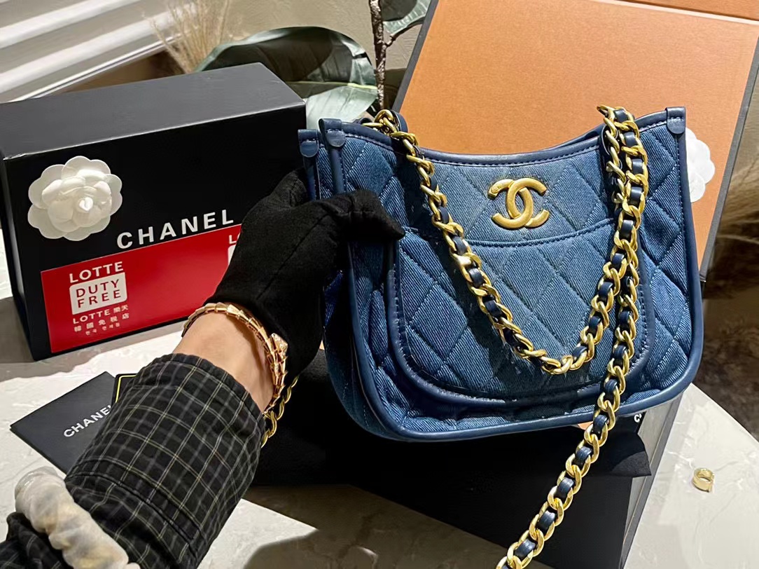 CHANE1 デニムチェーンアンダーアームショルダーバッグ【 50％割引+送料無料】