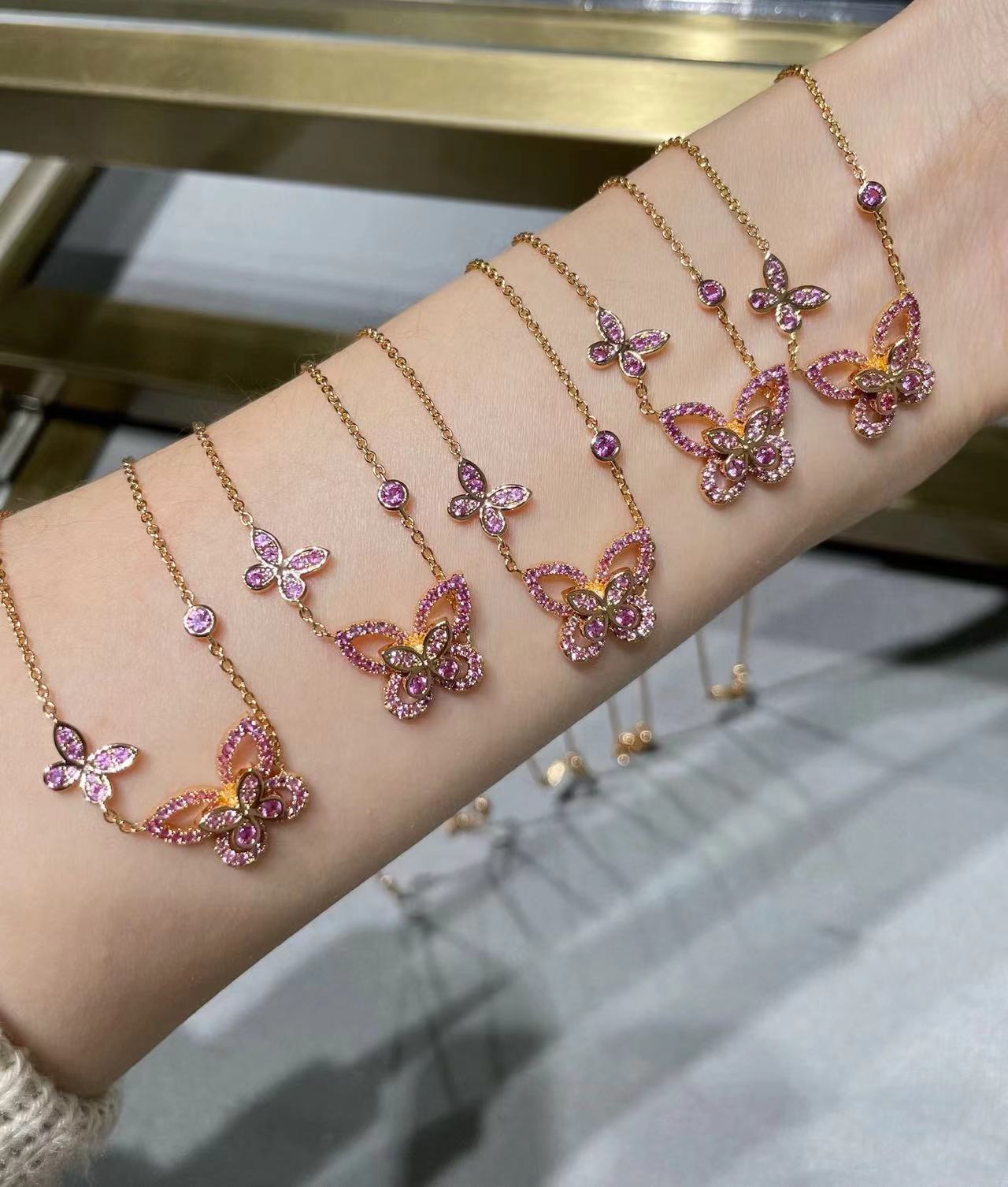 GRAFF ピンクダイヤモンドバタフライネックレス【 50％割引+送料無料】